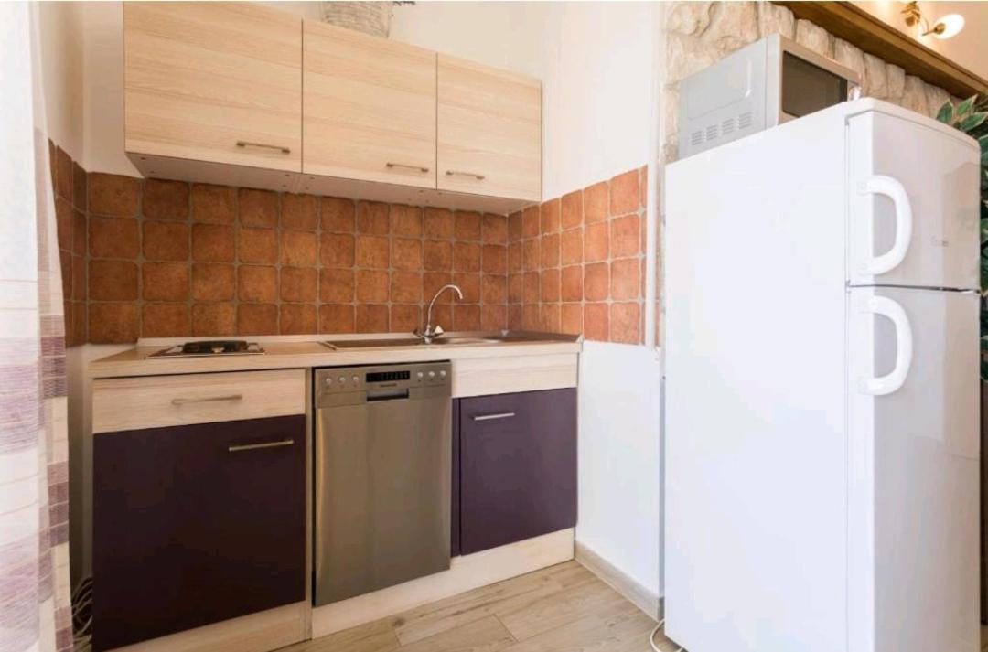 Love Apartments Зечево Экстерьер фото